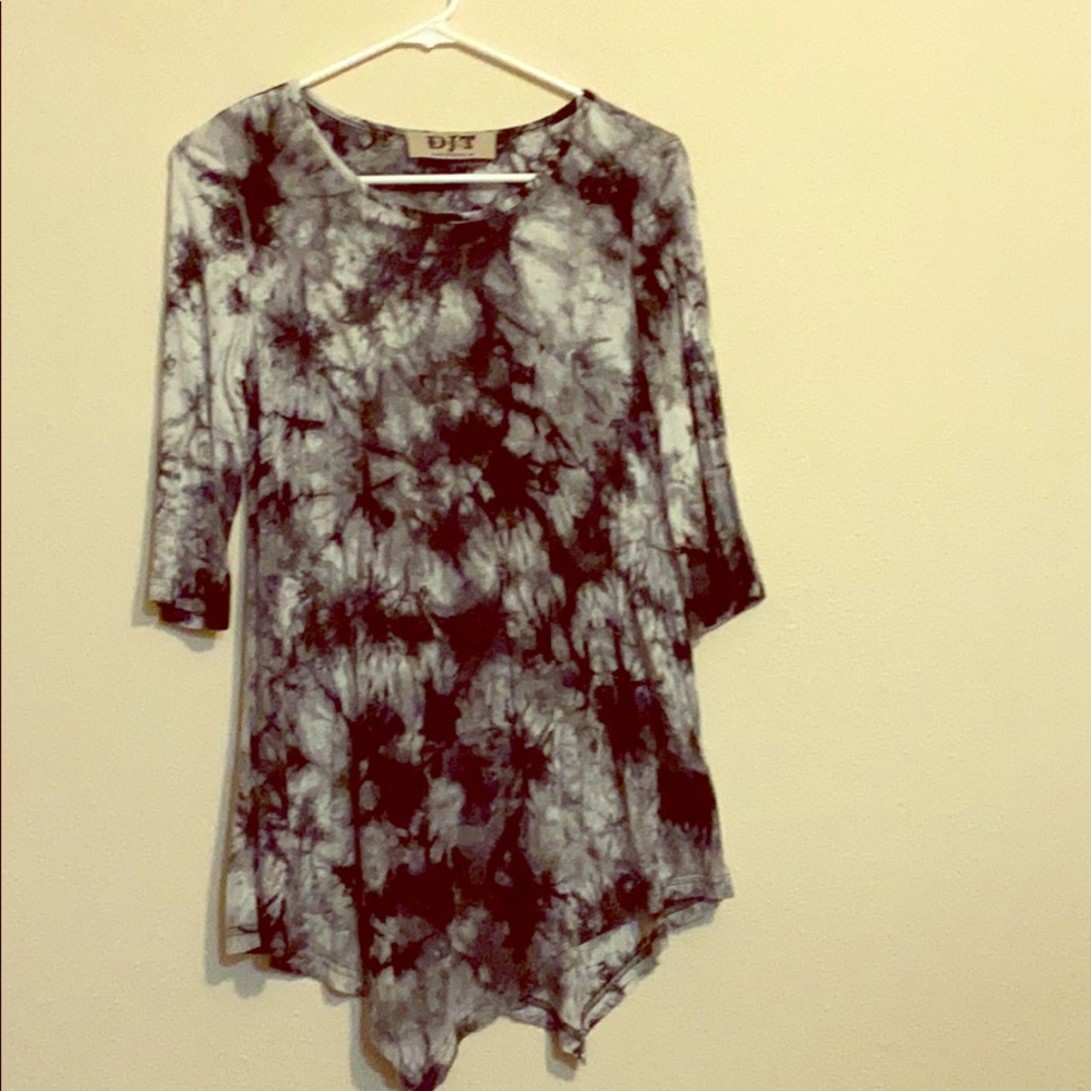 Black and white tie die tunic 3/4 sleeve
